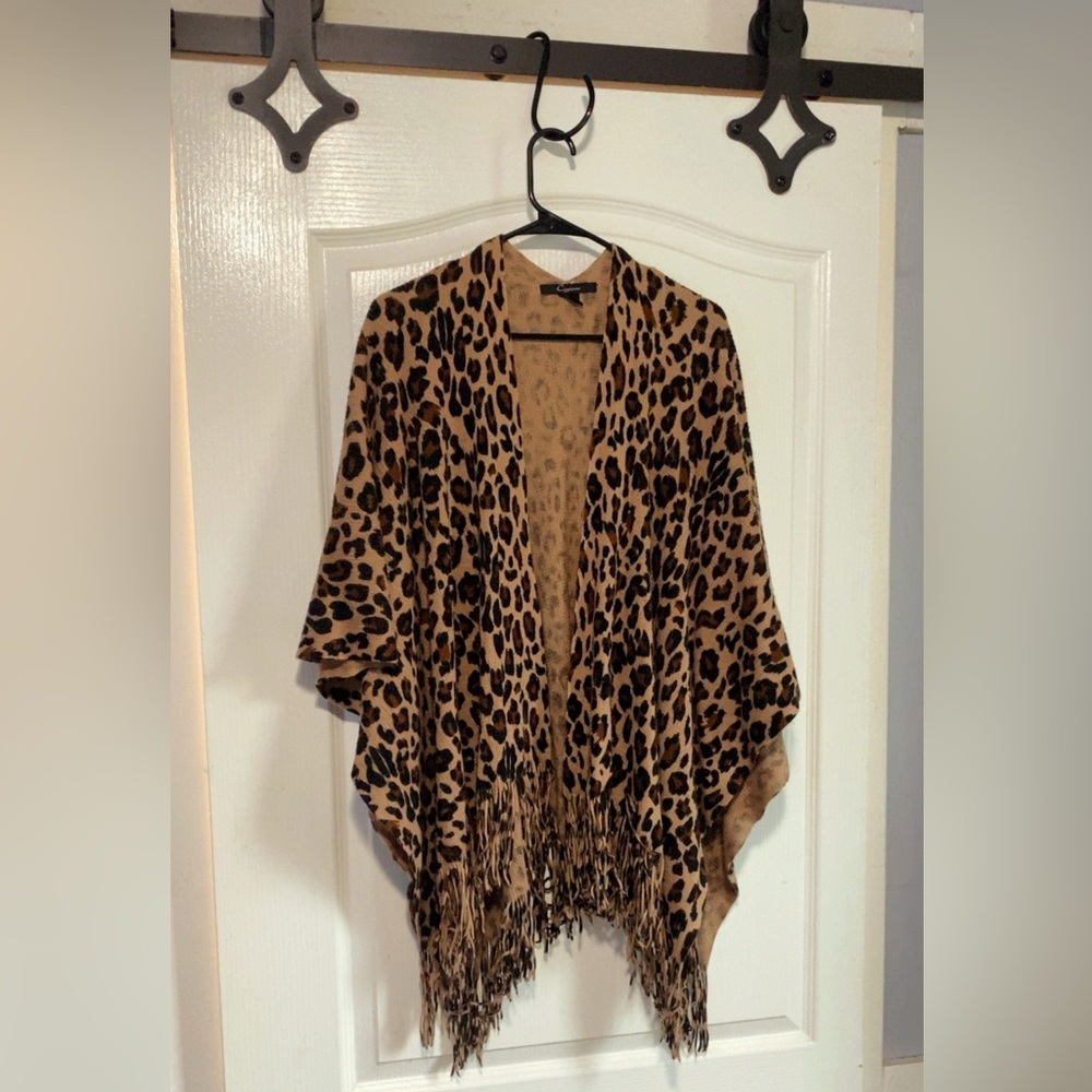 Cejon Tan and Black Knit Garment